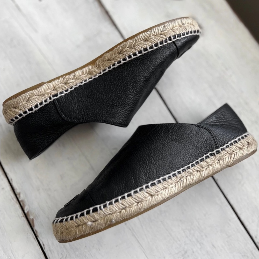 Rare CHANEL Womens CC Logo Cap Toe Espadrilles Black Leather sz 40 Tweed Quilted - Picture 6 of 15